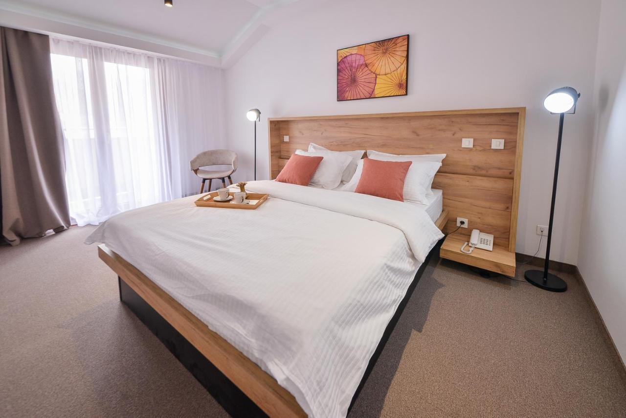 Magnolia Place Tivat Exterior foto