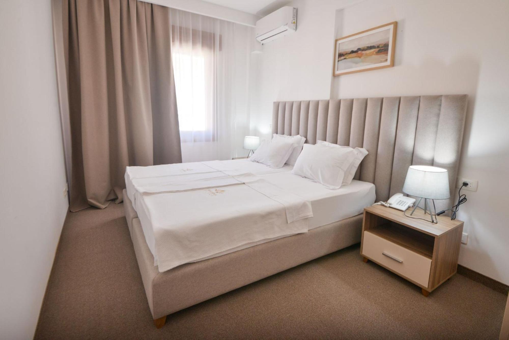 Magnolia Place Tivat Exterior foto